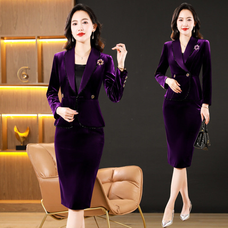 轻奢气质金丝绒西服套装女2024秋季新款排扣西装包臀裙职业两件套图片