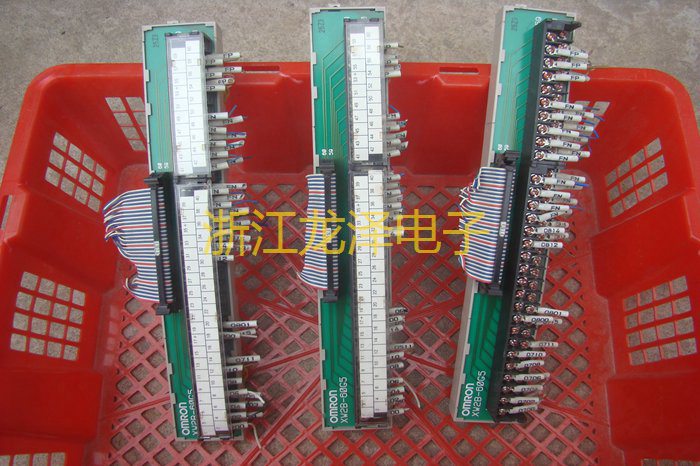 欧姆龙日本接线排