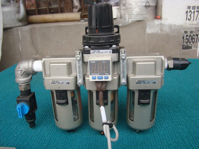 进口 SMC AF30-03+AWM30-03BE1+AFD30-03+ISE35-N-25-M过滤器