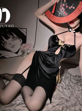 内衣梅花刺绣饰胸高开衩旗袍内衣裸背套装大码