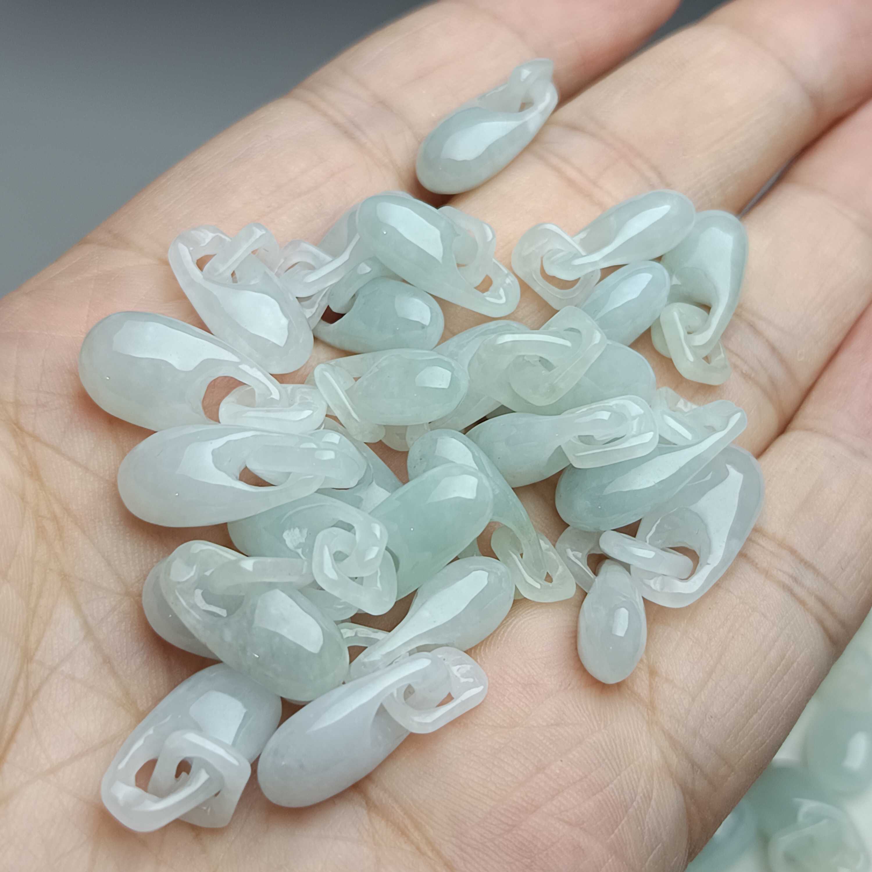 翡翠A货冰种小钱袋带吊环小滴流小挂件diy饰品配件儿童吊坠