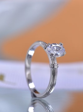 超美新货莫桑1克拉光环款戒指925银镀白金时尚精致轻奢高级指环女