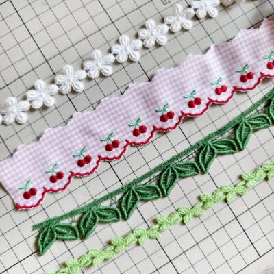 松山敦子 草莓叶子花边 白色草莓花