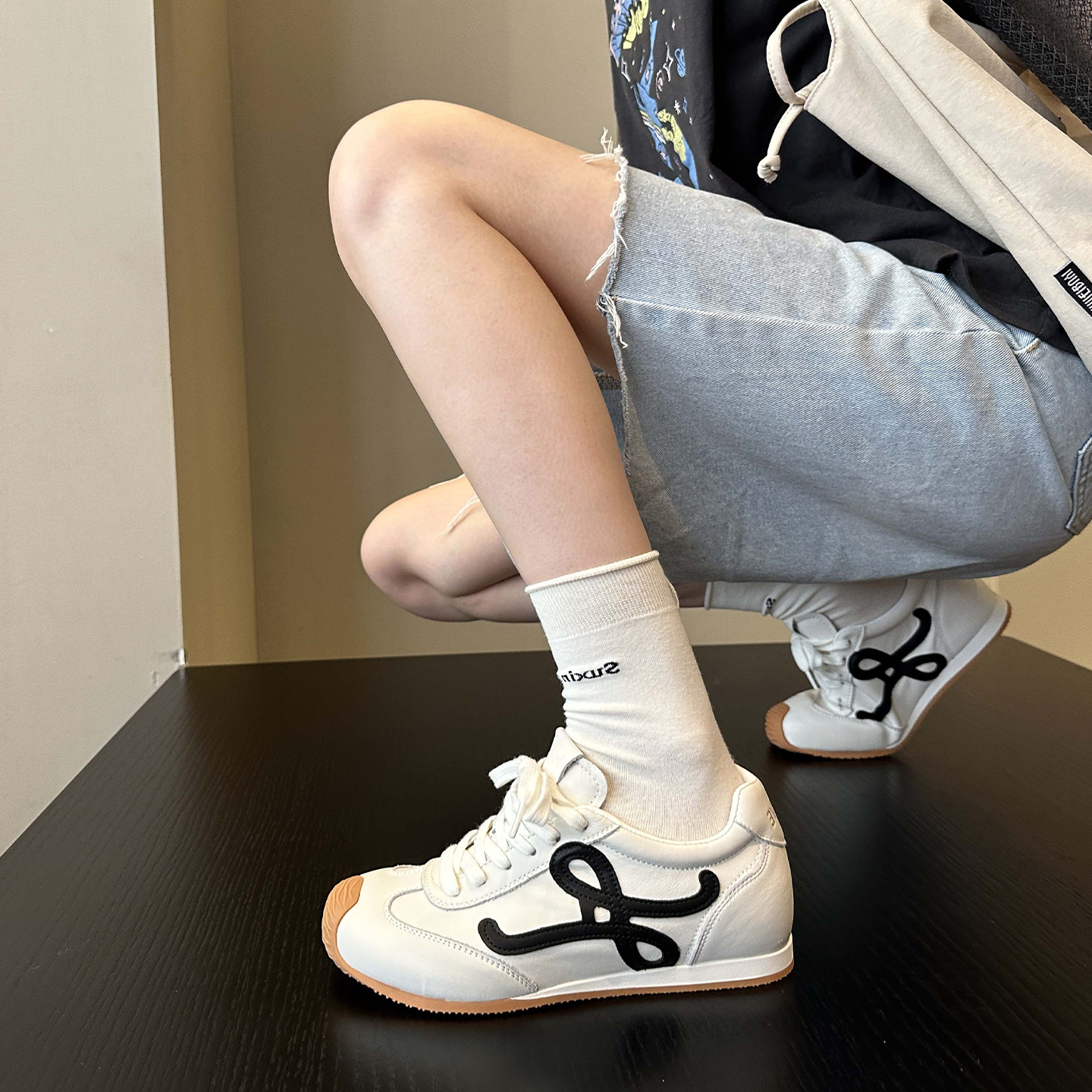 2025秋季新款真皮内增高女德训鞋