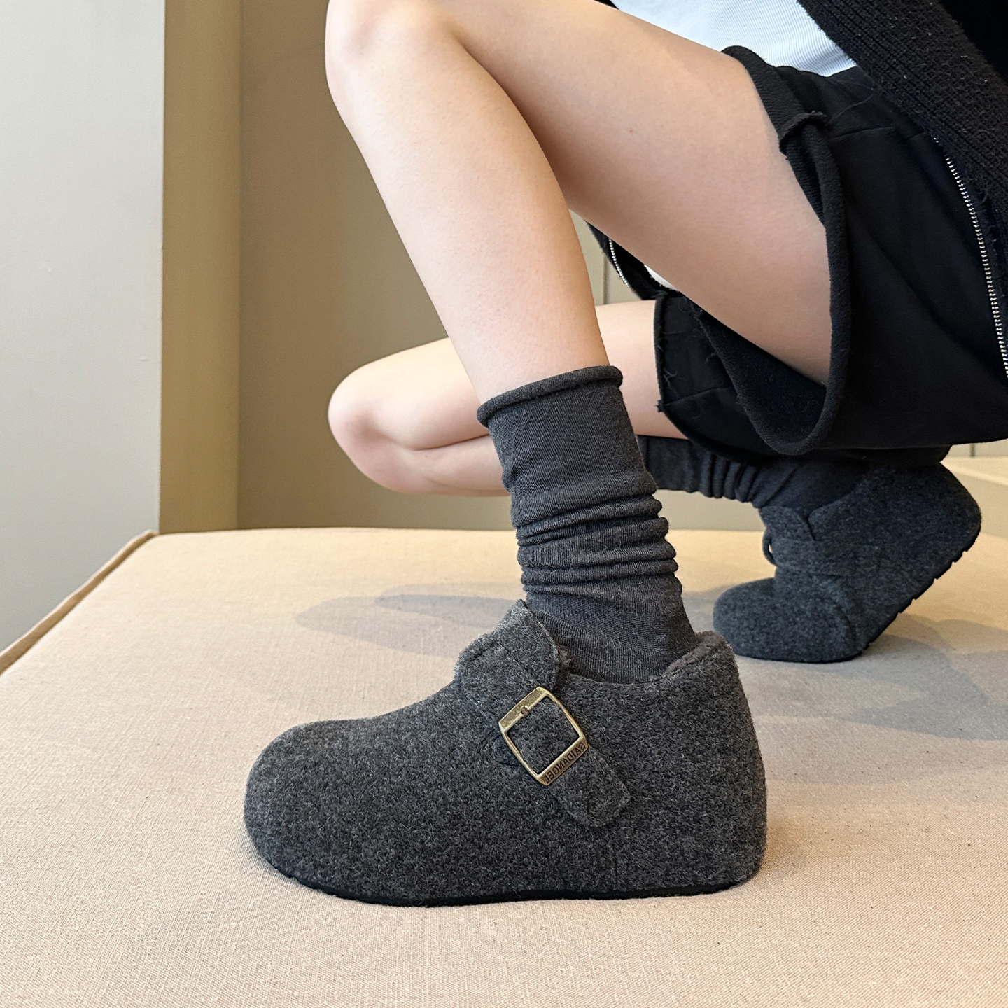 2025新款冬季厚底高级灰勃肯鞋