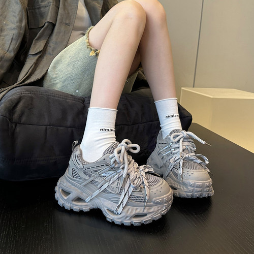 港风潮流神店甜酷ins潮德训鞋