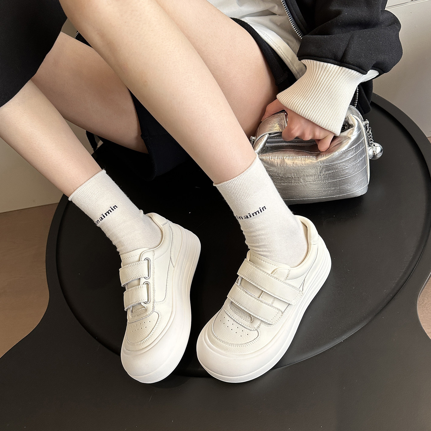 WSWS｜脚感超舒服全皮版魔术贴软底丑萌鞋厚底小白鞋女鞋休闲板鞋