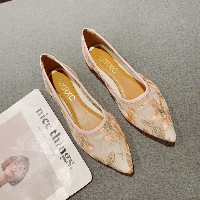 甜美蕾丝刺绣透气舒适软底瓢鞋女2025年新款百搭显瘦尖头平底单鞋