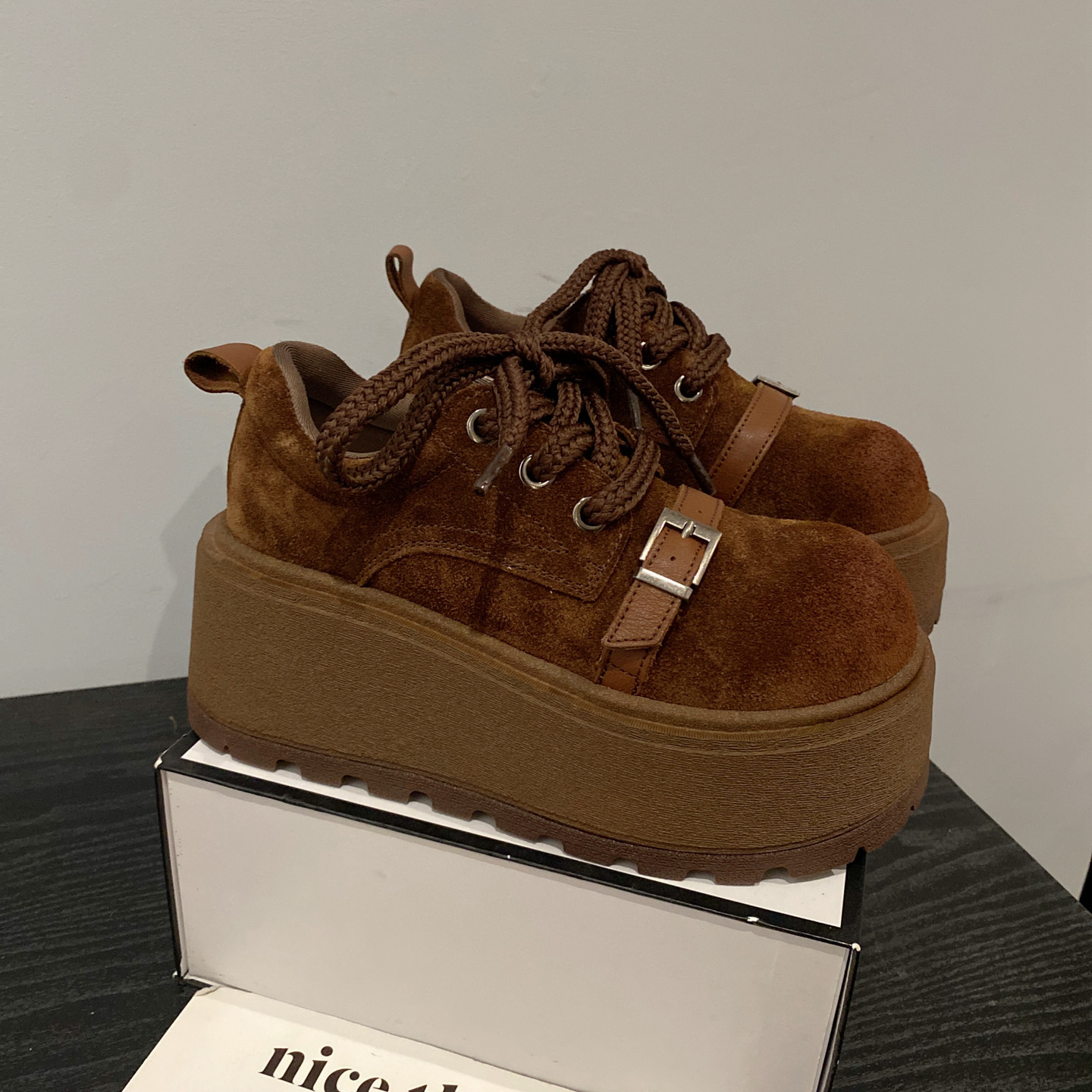 磨砂牛皮复古圆头增高厚底休闲鞋女2025年新款皮带扣系带运动鞋,女鞋,时尚休闲鞋,淘宝优惠券,粉丝福利购,淘宝优惠卷