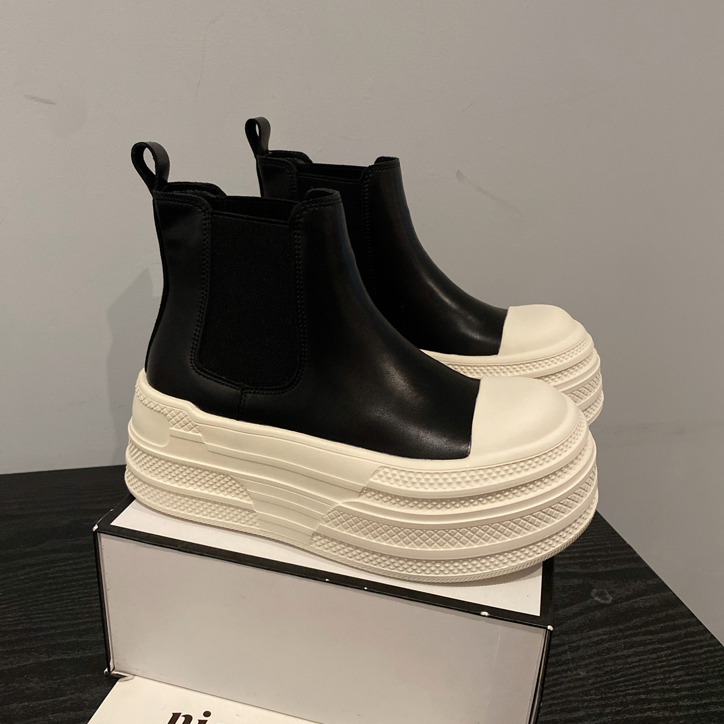 小个子松糕厚底套筒马丁靴女2025年新款简约百搭加绒切尔西短靴,女鞋,切尔西靴,淘宝优惠券,粉丝福利购,淘宝优惠卷