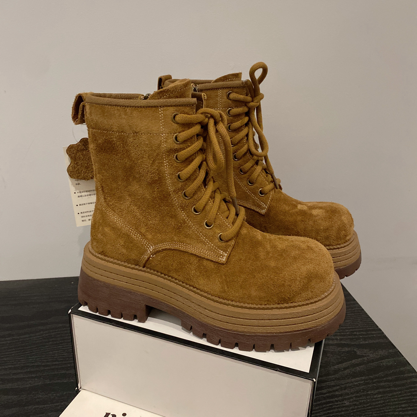 磨砂牛皮显瘦休闲机车短靴马丁靴