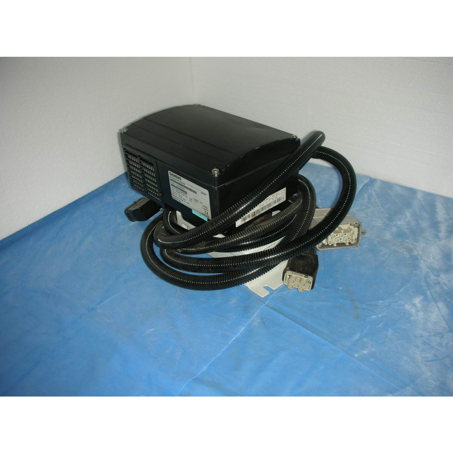 SIEMENS 6SE9621-1DD50ZC89M41  询价