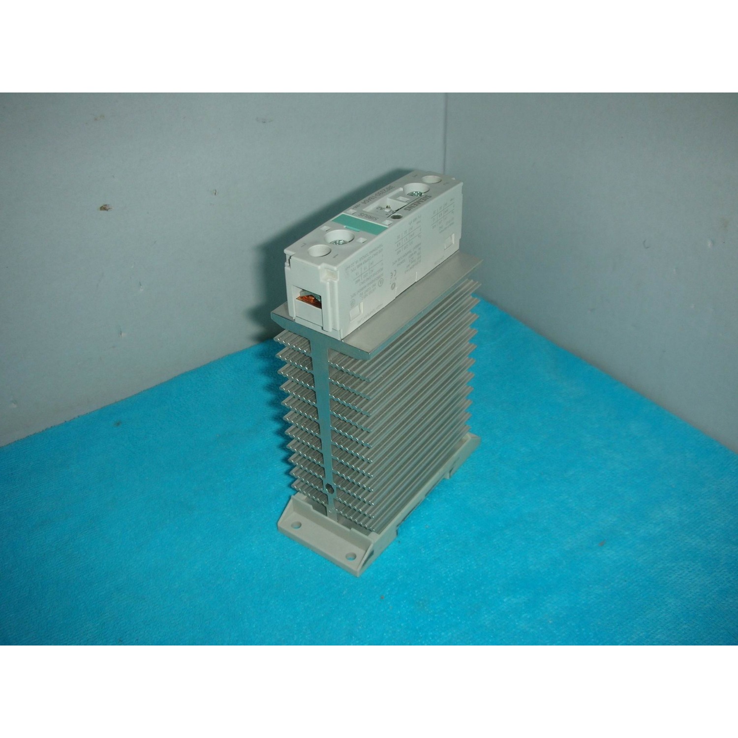 SIEMENS/西门子  3RF2330-1BA04  询价