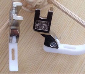 智足T363塑料压脚 塑料拉链压脚 0.3窄 牙签压脚