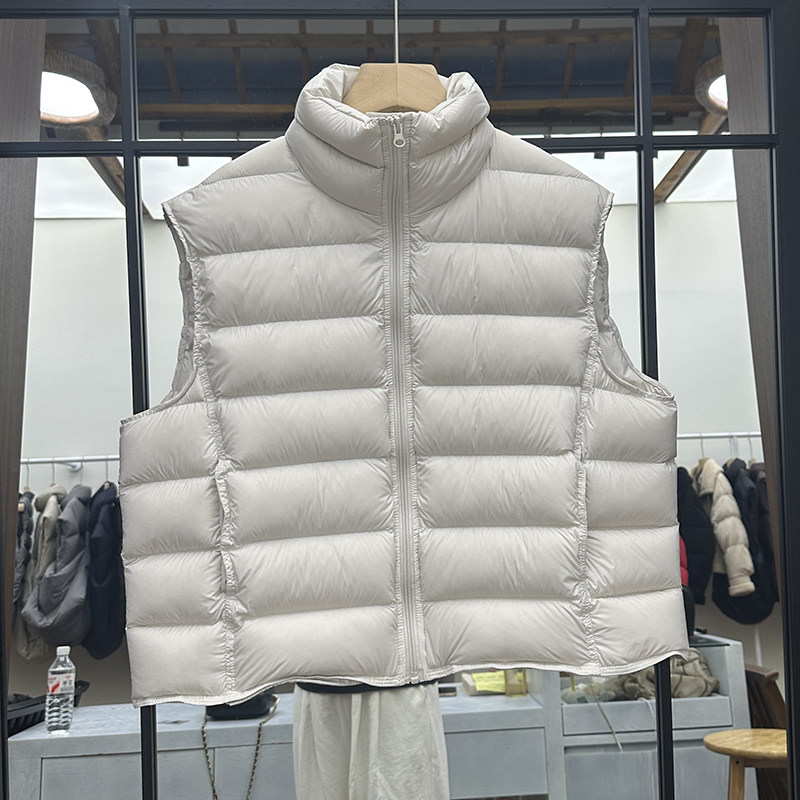 2025冬新款90白鸭绒立领轻薄羽绒马甲女宽松休闲外套外穿马夹短款