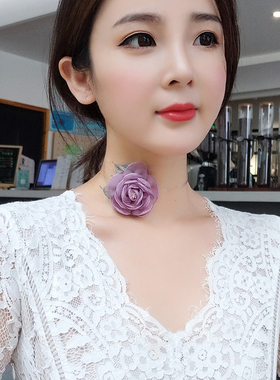 艾米米项链花朵隐形唯美短款