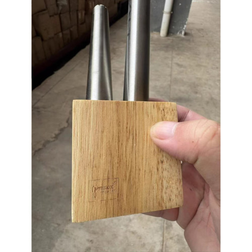 德国品牌的胡椒盐粒棒调味料瓶子