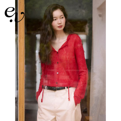 Even Vintage | 马海毛混纺 朦胧微光云朵空气感手工订珠短款毛衣