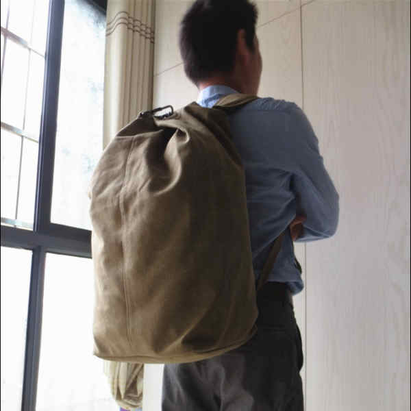 大号帆布包包双肩包男士大容量旅行背包户外登山男包女包水桶包男