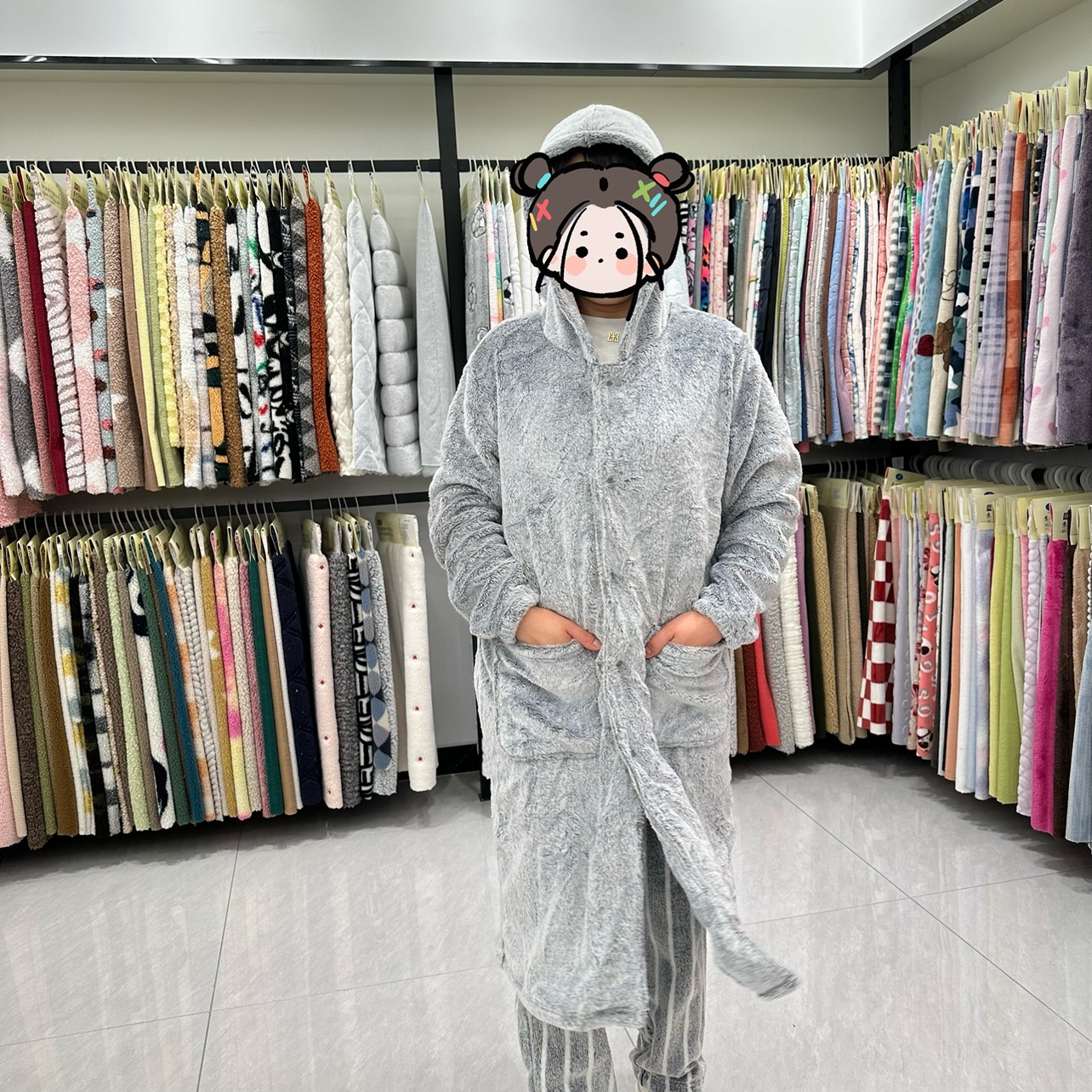 外贸微瑕睡袍家居服睡衣睡裙可收纳抱枕家居服吸湿发热功能家居服