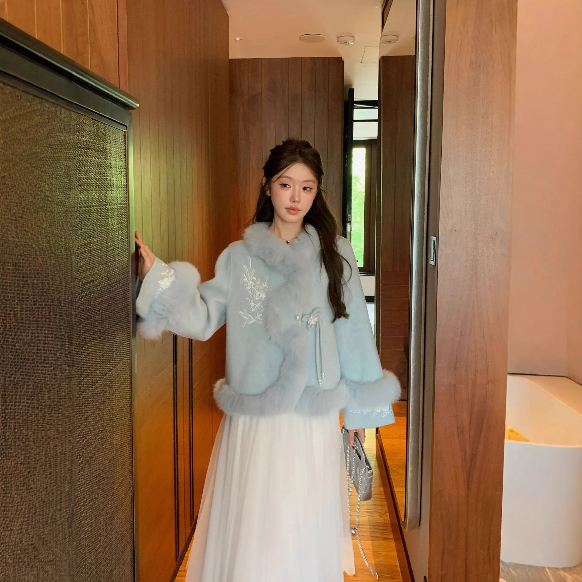 秋冬季2025新中式国风双面羊毛大衣绣花小个子短款毛呢外套