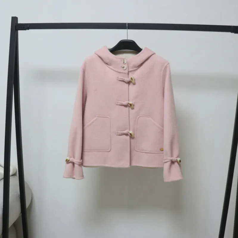 欧洲站连帽牛角扣双面羊毛大衣女韩版学院风减龄毛呢外套女短款