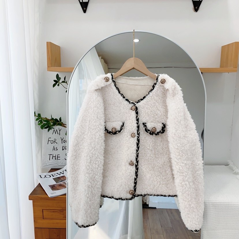 2023梦幻遐想小香风花边羊羔毛皮草外套女羊剪绒气质名媛短款上衣