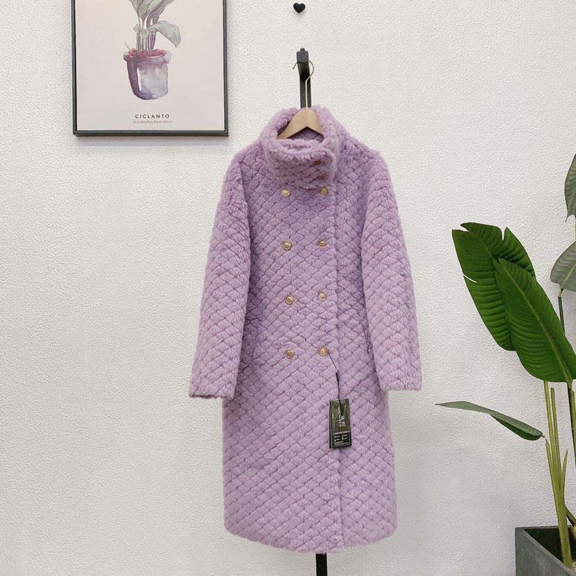 2022新款布加迪长款金扣长款颗粒羊毛皮草外套真羊毛