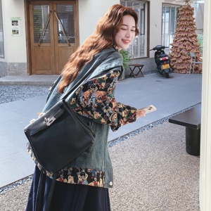 美式复古撞色假两件短款牛仔外套女春秋超火好看小众高级夹克上衣图片