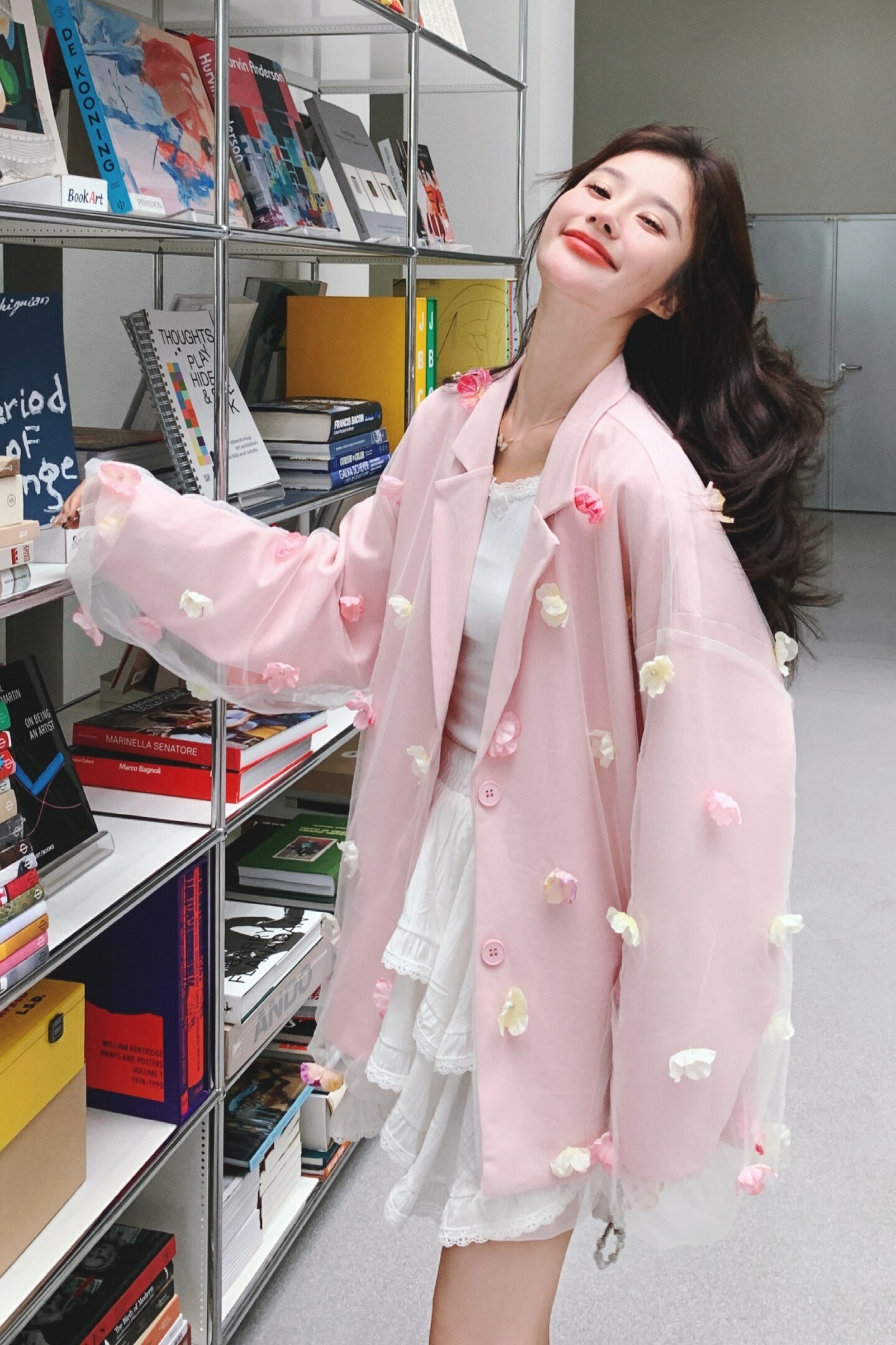 粉色立体花朵西装外套女2025秋季新款设计感甜美宽松薄纱小西服潮,女装西装,2C069