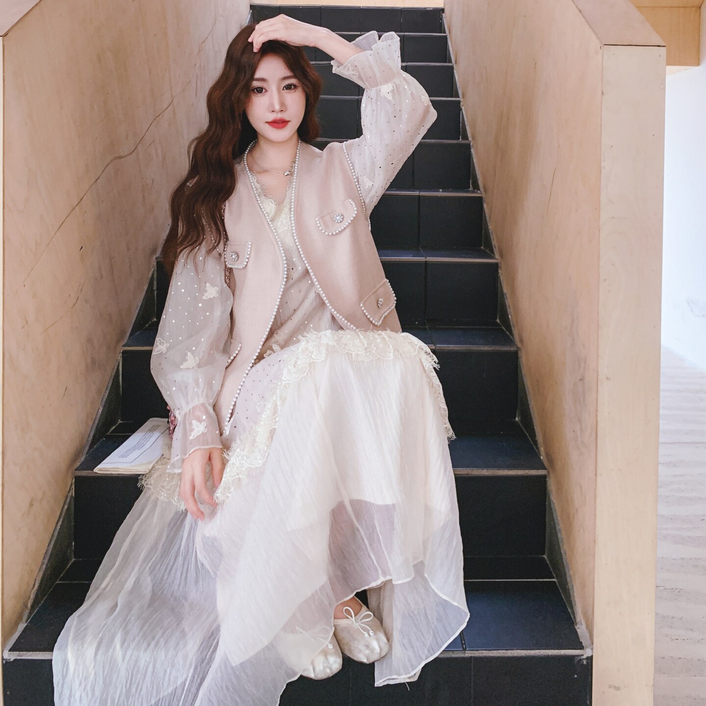 粉色珍珠镶边粉色马甲蕾丝连衣裙两件套女春秋2025新款甜美巨好看,女装套装/套裙,2C069