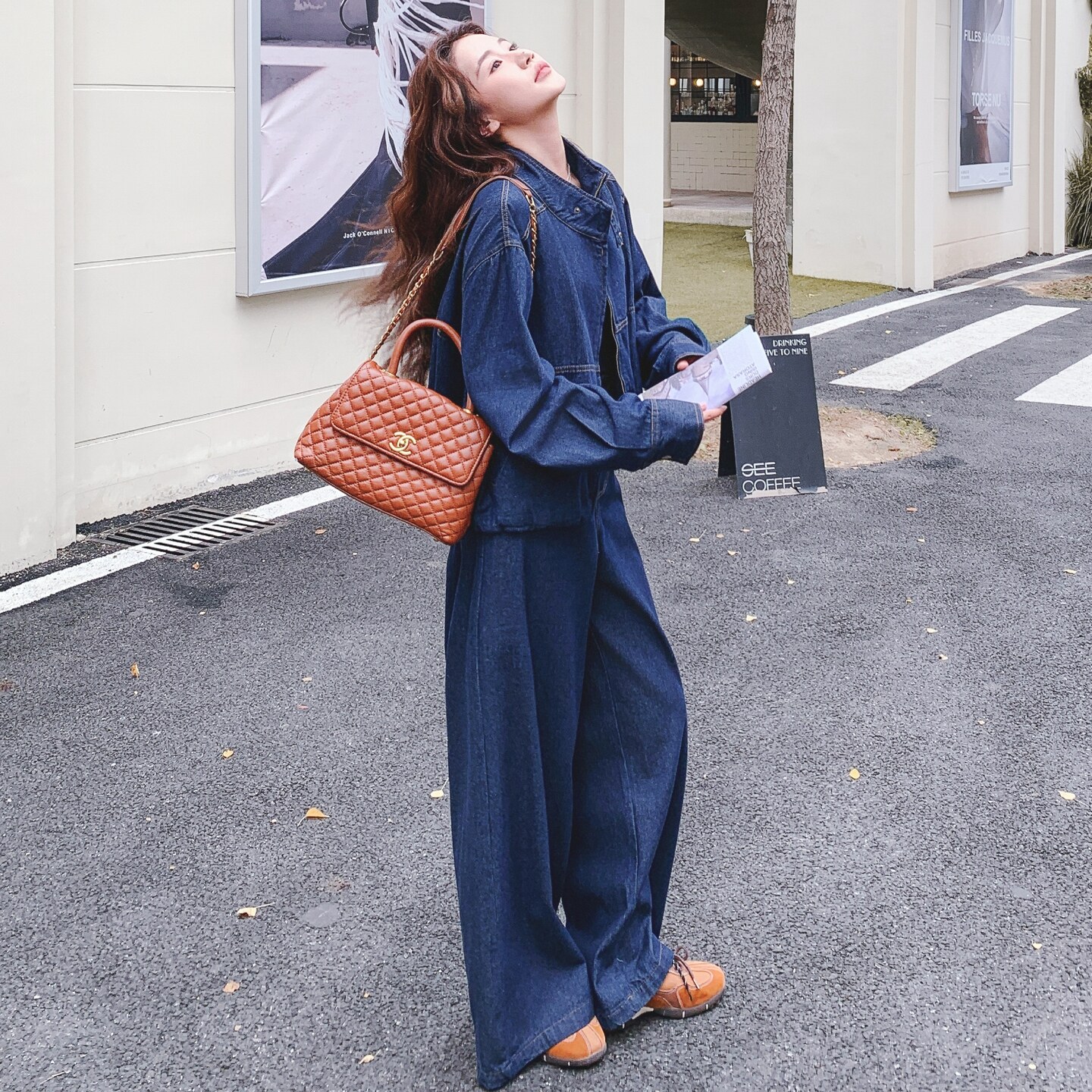 休闲减龄穿搭蓝色工装牛仔套装女2025年春秋超火好看阔腿裤两件套,女装套装/套裙,2C069