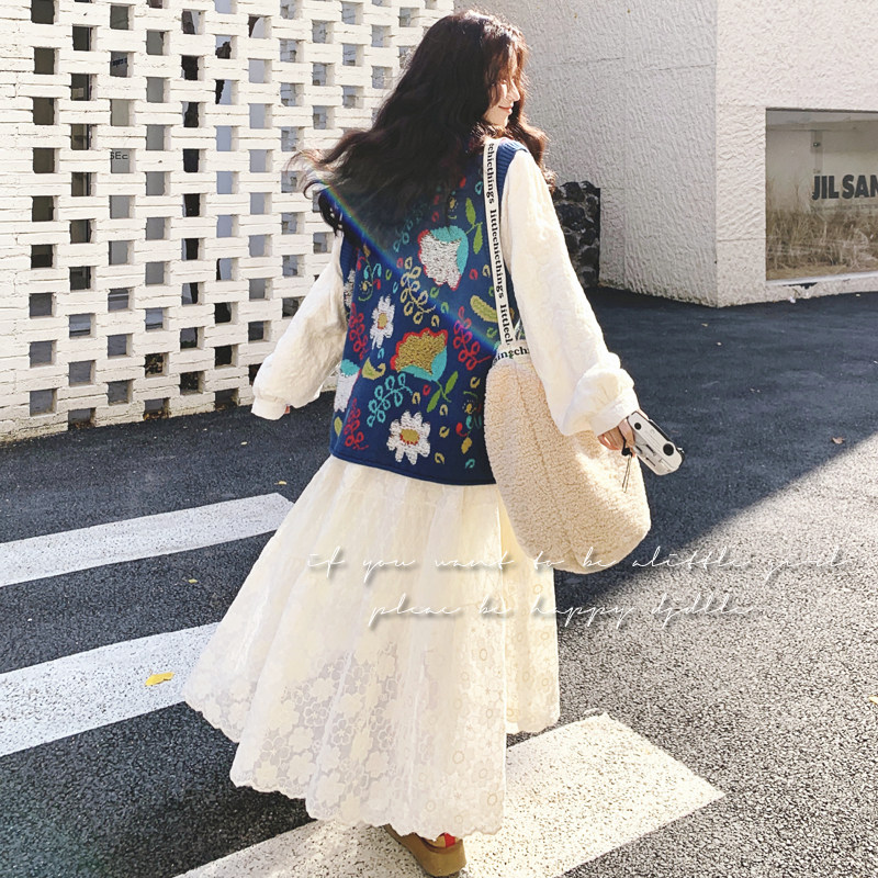 文艺复古针织马甲连衣裙女2025春季新款超好看绣花长裙,女装套装/套裙,2C069