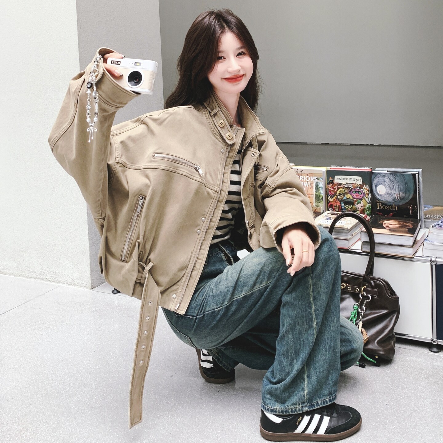 奶茶色高级感休闲工装外套女2025春秋季新款韩版宽松显瘦夹克上衣,女装短外套,2C069
