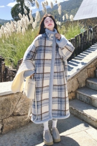 2025年冬季设计感复古百搭蓝色格纹加绒外套女甜美减龄双面穿大衣图片