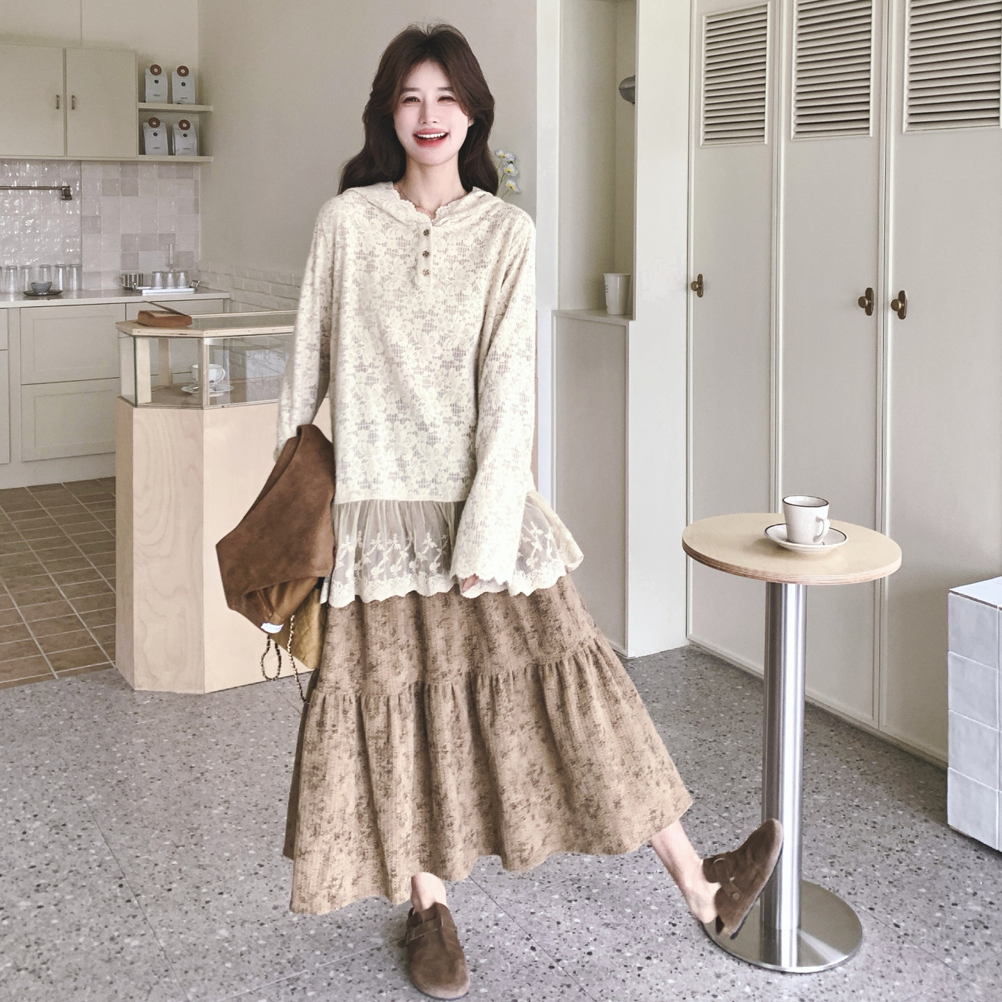 【】连帽蕾丝上衣+半身裙+麂皮绒马甲3件套6070-P215K348,女装套装/套裙,2C069
