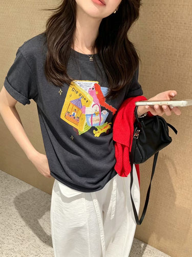 东大门看书女孩卡通短袖T恤