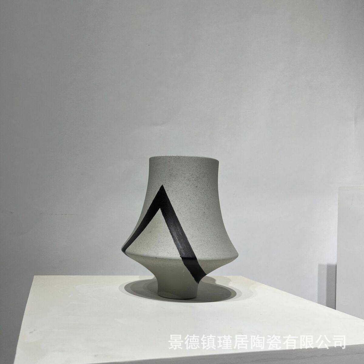 热销、陶瓷花瓶客厅、桌面、玄关简约落地摆件新中式手工拉柸绘画,特色手工艺,青花瓷,淘宝优惠券,粉丝福利购,淘宝优惠卷