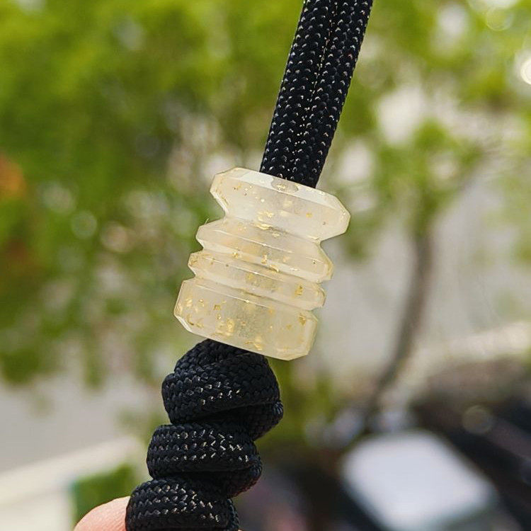 товар из китая ssd工作室金箔树脂edc伞绳刀坠夜光背包挂坠吊坠diy珠折刀挂件