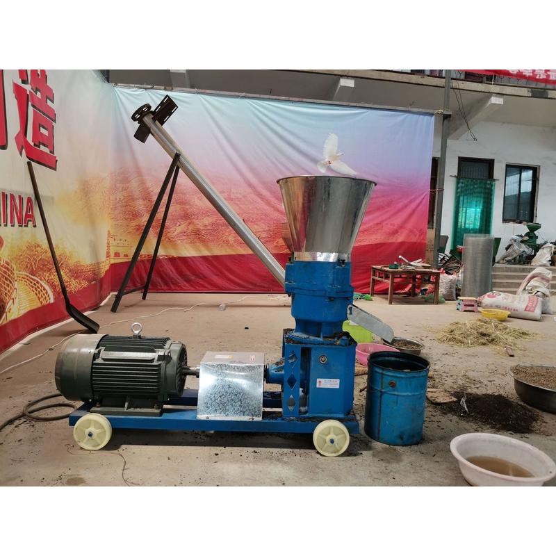 新款牛羊鸡饲料颗粒机玉米型秸秆挤压颗粒机300麦麸有机肥造粒机