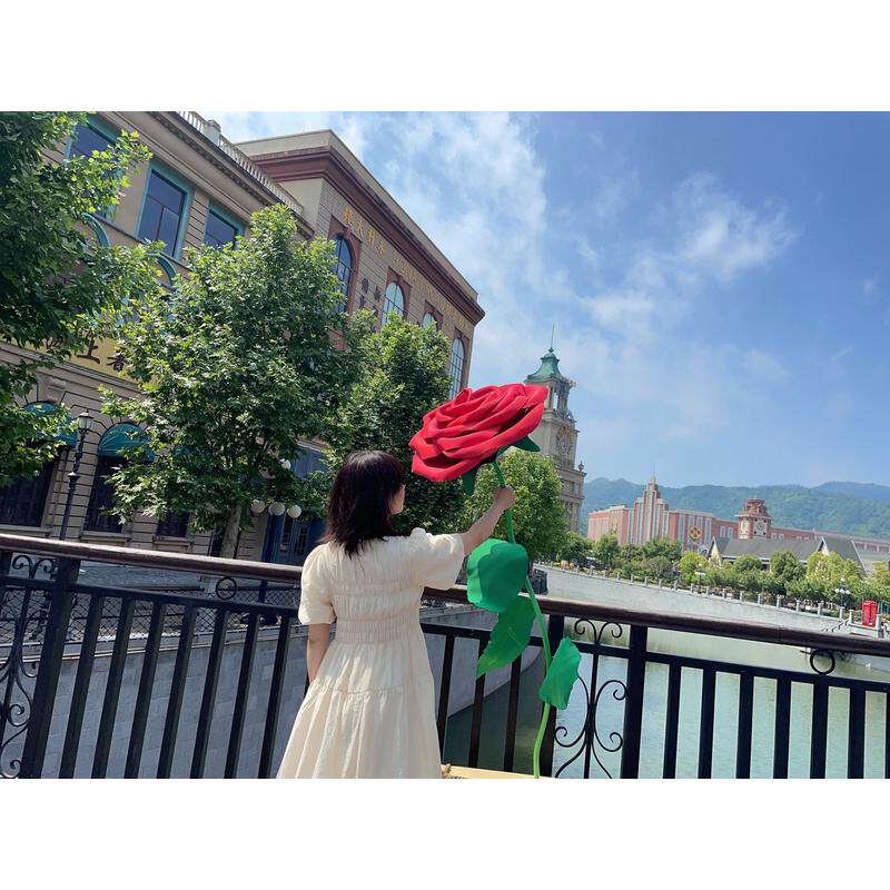 巨型花束美陈仿真大玫瑰装饰景区活动拍照网红打卡道具纸艺花朵造