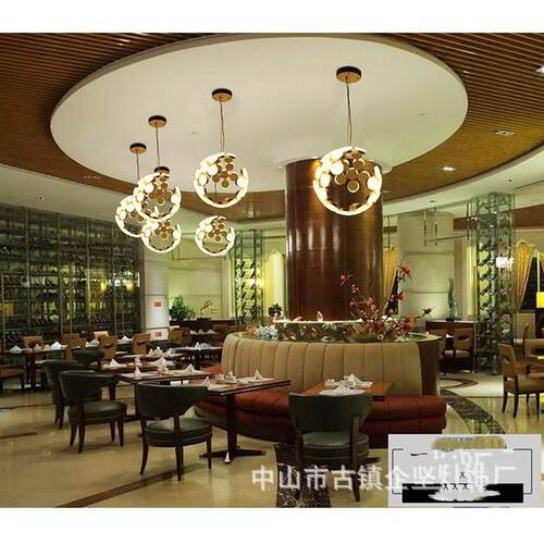 个性创意吊灯服装店门店艺术吊灯后现代简约圆形时尚创新三色吊灯
