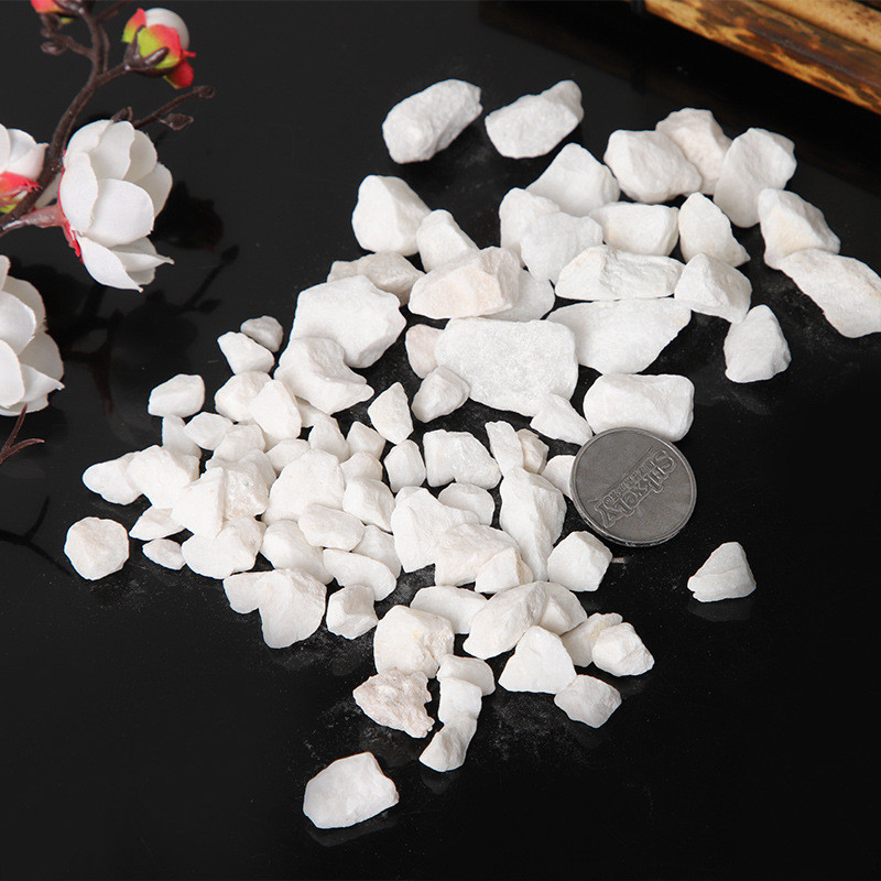 庭院造景铺路砾石厂商供应白石子白色石头鹅卵石园林铺路雨花抛光