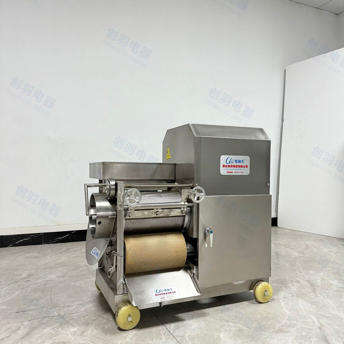 优选黄花鱼绞鱼肉机鱼糜采取机去鱼骨分离机鱼虾机厂家直销