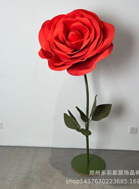 景区新年拍照区布置巨型仿真玫瑰花瀑布直播商场网红打卡引流花墙