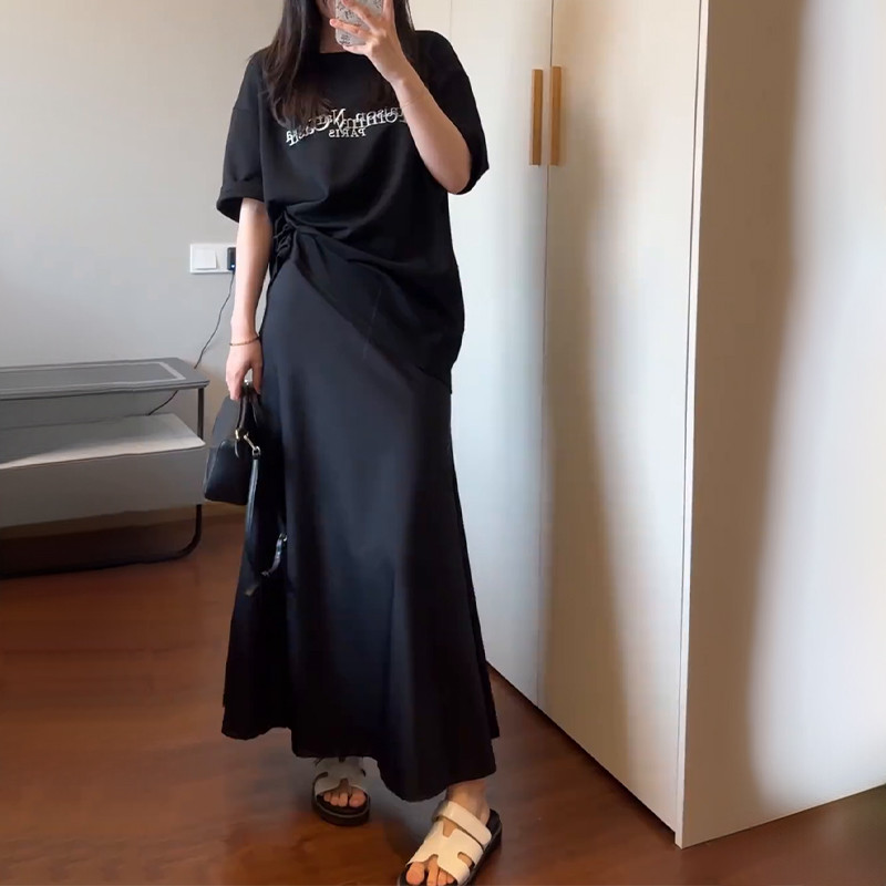 黑色垂感鱼尾裙女夏季薄款胖妹妹mm显瘦遮肚中长款包臀