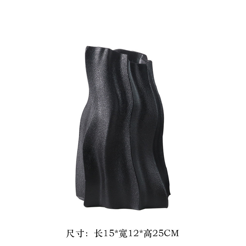 现代简约寒样板间白色抽象川褶皱花器餐厅客厅玄关花艺黑白花瓶