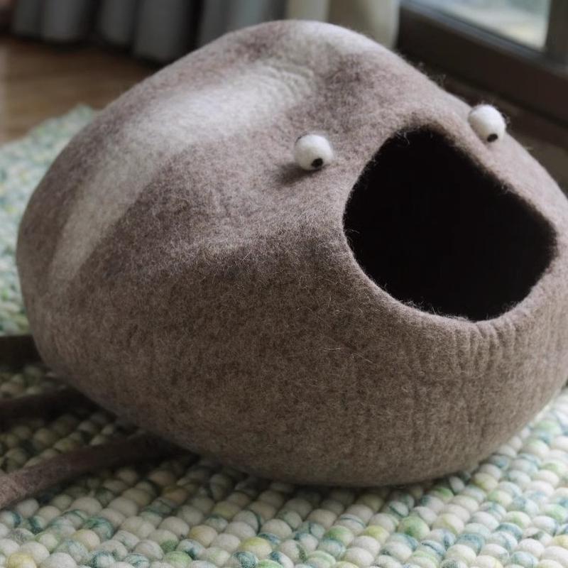 猫窝工厂手工羊毛毡猫窝加工生产制作厚实保暖宠物用品源头