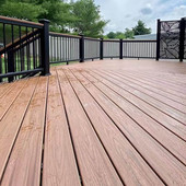 工厂店批发二代共挤圆孔塑木地板露营长条木塑地板室外拼接仿木板