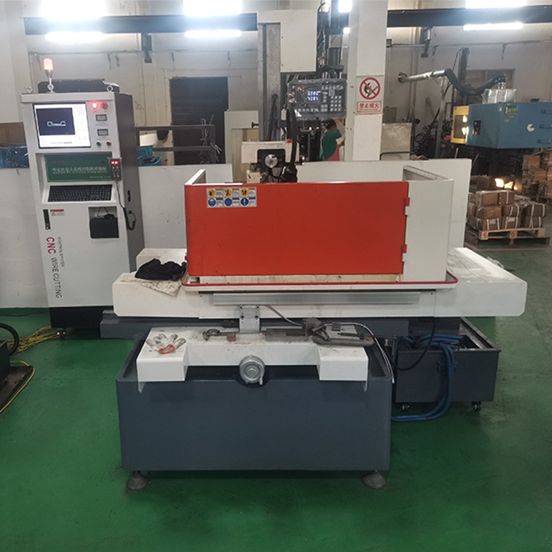 热销床中走丝线切割电火花线切割机床高速数控切割机经济型